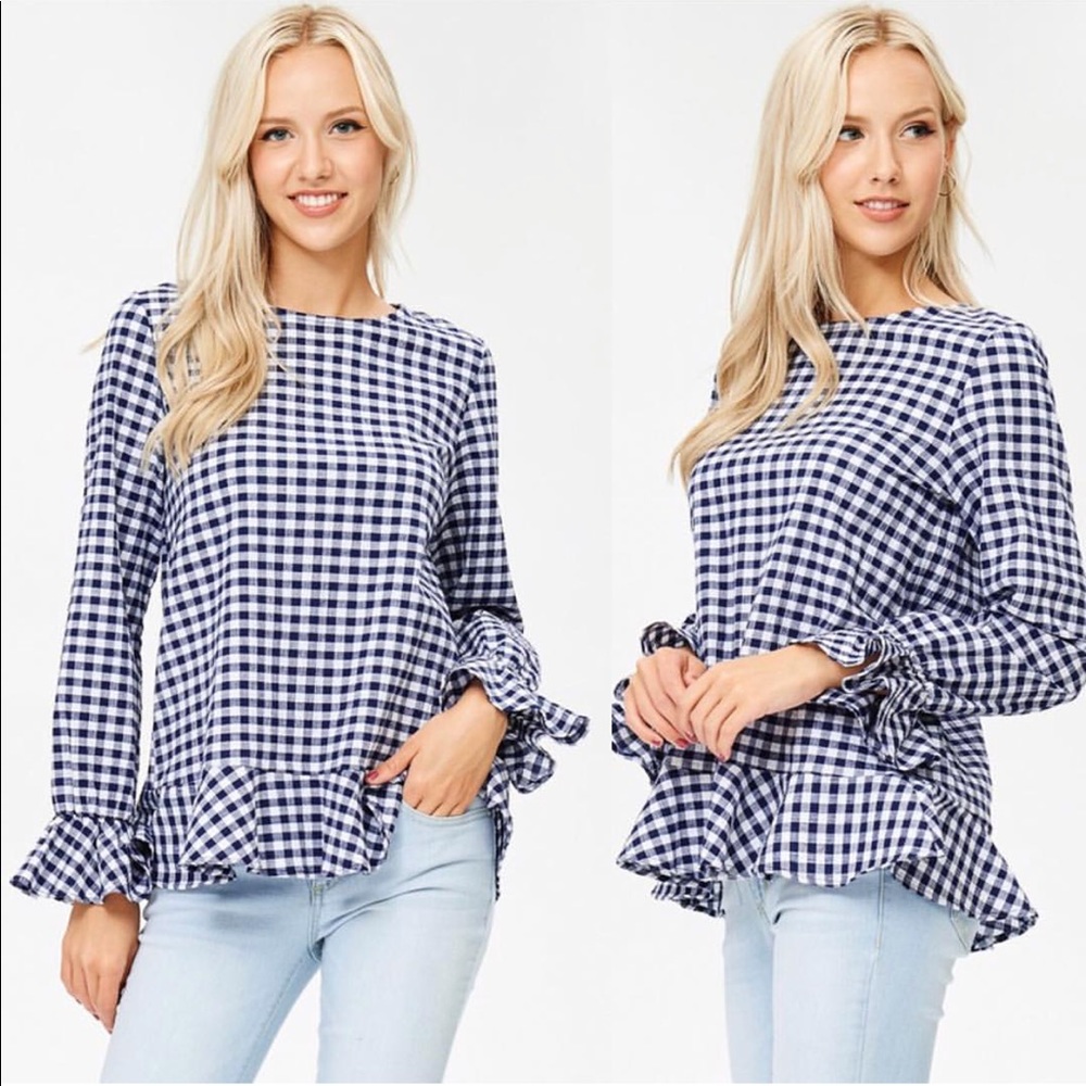 NEW boutique gingham top in navy and white!